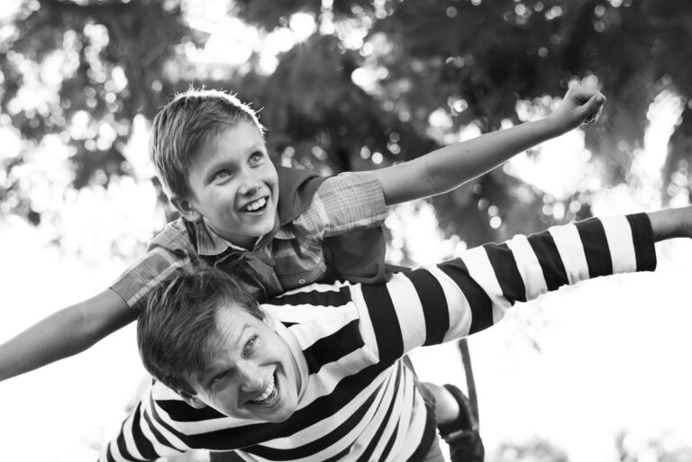 superhero-boy-flying-back-his-dad_result